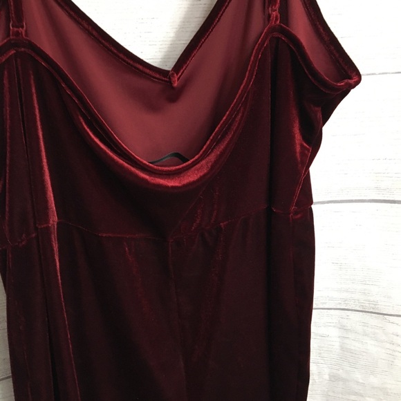 Shein Curve 4x dark red velour jumpsuit-1 piece - Picture 7 of 8